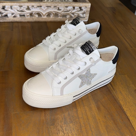 Vintage Havana Shoes - White Women’s Sneakers
